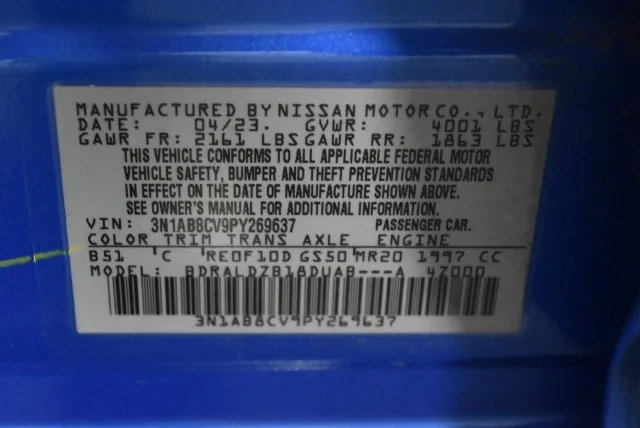 Used 2023 Blue Nissan SV image 39