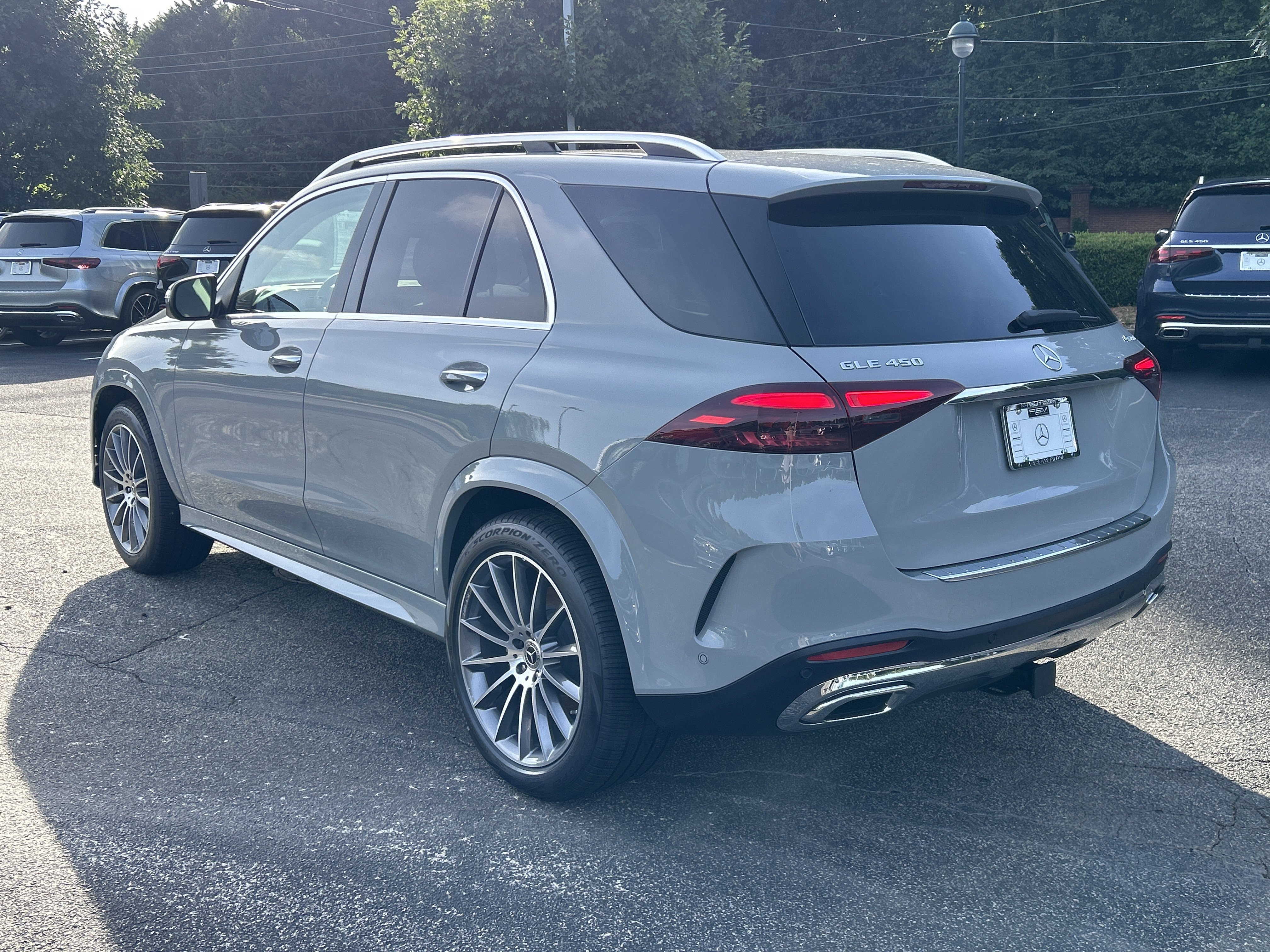 New 2026 MANUFAKTUR Alpine Grey Mercedes-Benz GLE 450 4MATIC® SUV image 11