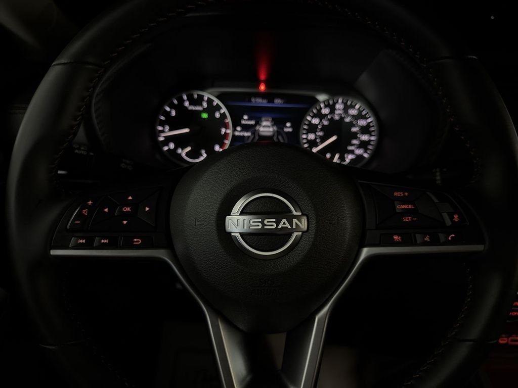 Used 2025 Gray Metallic Nissan SR image 20