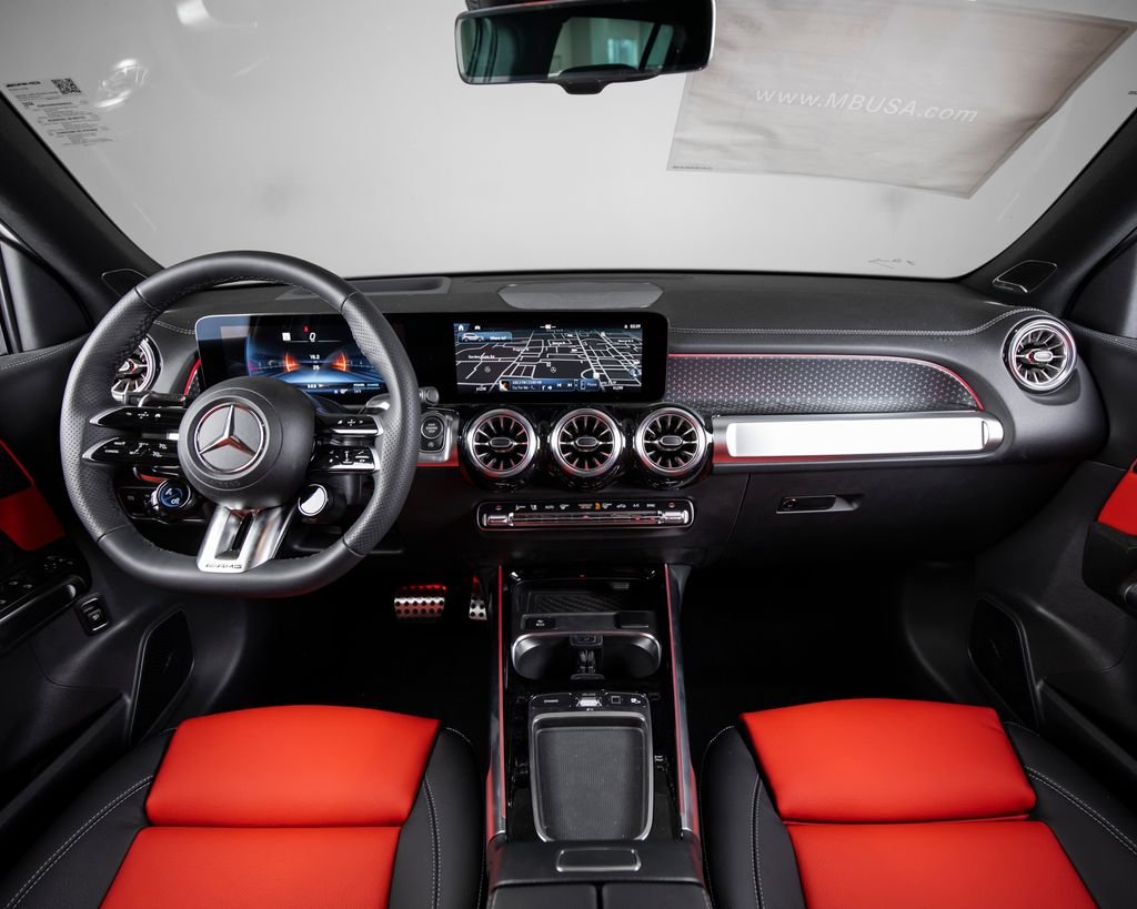2025 Mercedes-Benz GLB GLB35 AMG - Photo 7