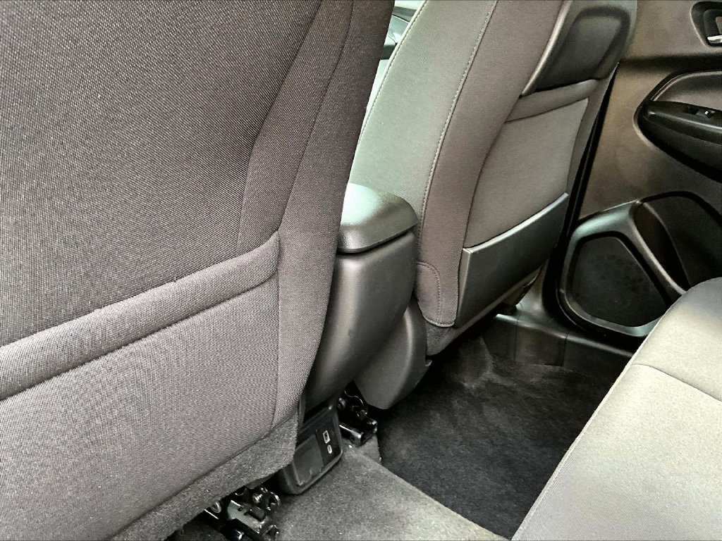 Used 2023 STERLING GRAY METALLIC Chevrolet LT image 23