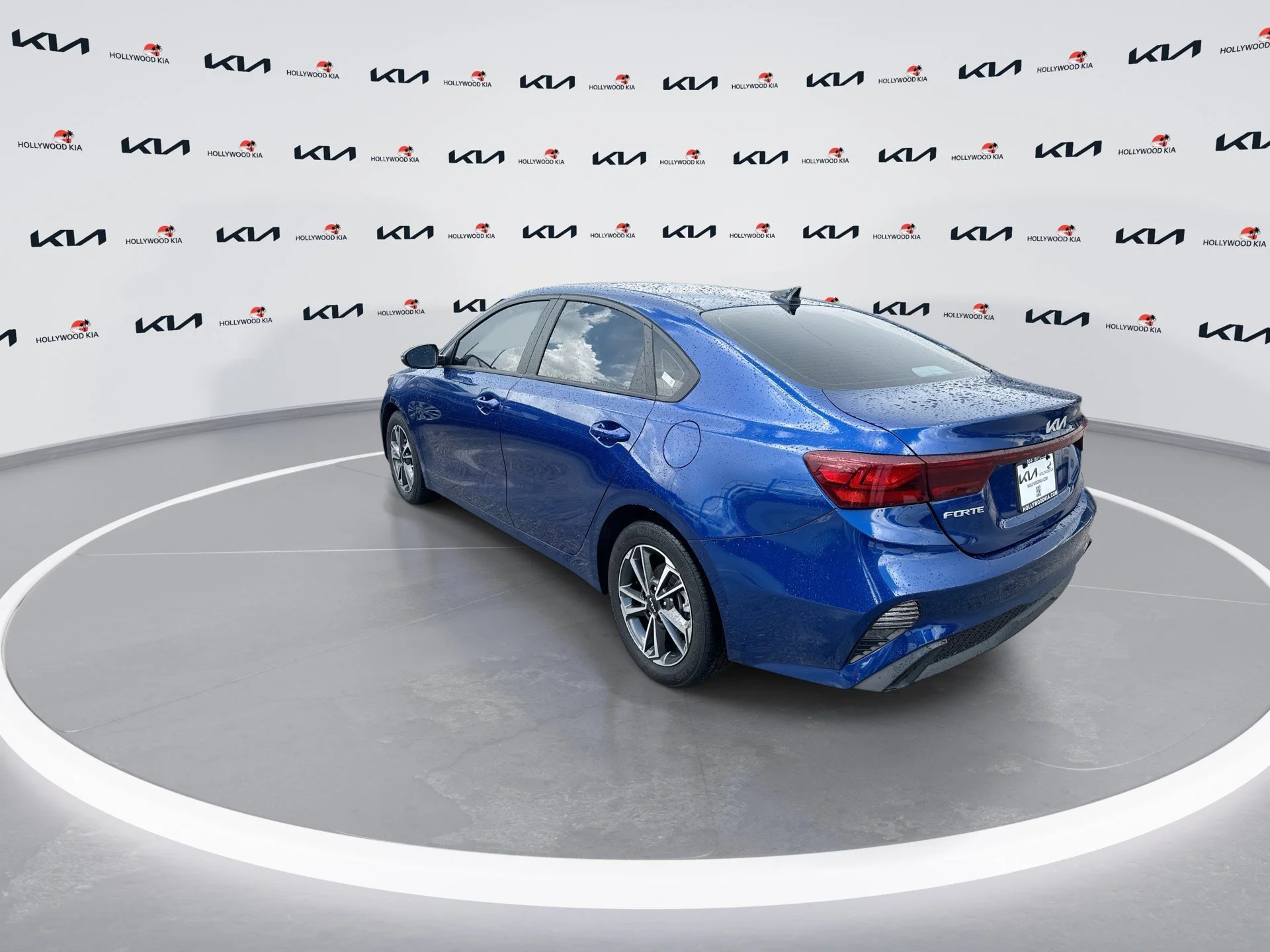 Certified Used 2023 Deep Sea Blue Kia LXS image 6