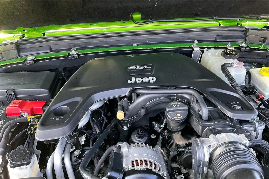 Used 2019 Green Jeep Unlimited Rubicon image 11