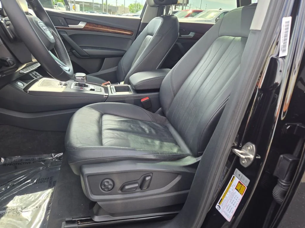 Used 2018 Black Audi 2.0T image 23