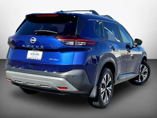Used 2023 Caspian Blue Nissan  image 6