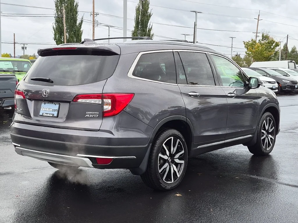 Used 2022 Modern Steel Metallic Honda Touring image 6