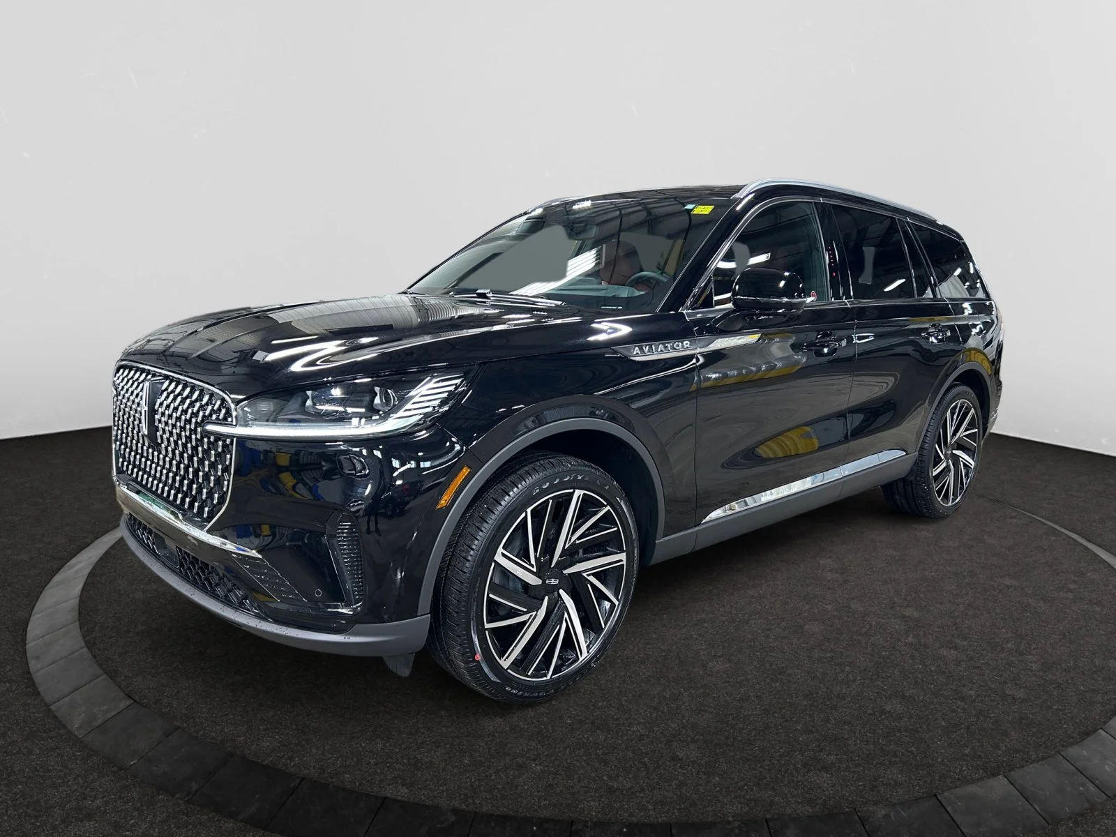 New 2026 Infinite Black Metallic Clearcoat Lincoln Reserve image 1