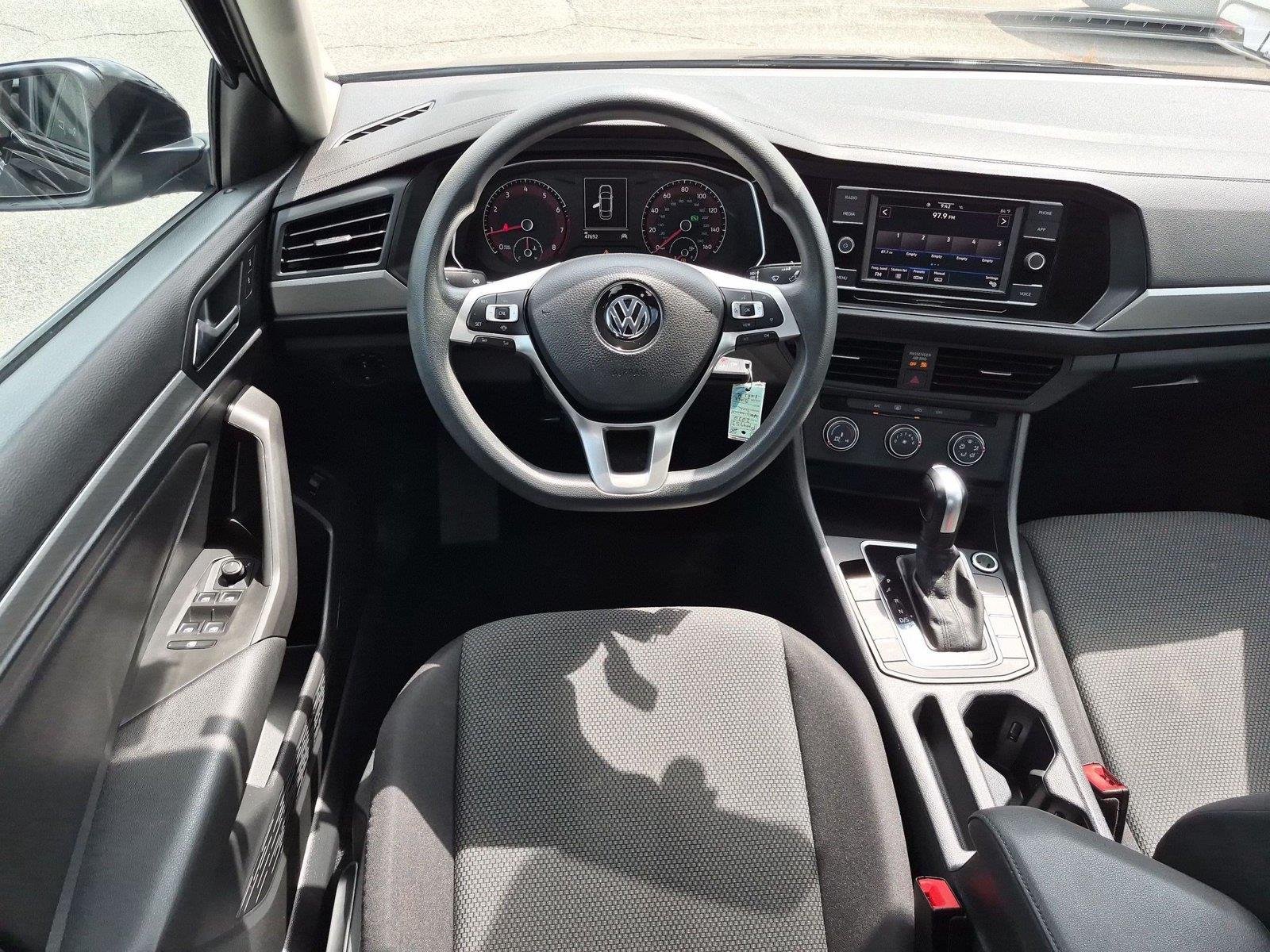 Used 2020 Black Uni Volkswagen S image 31