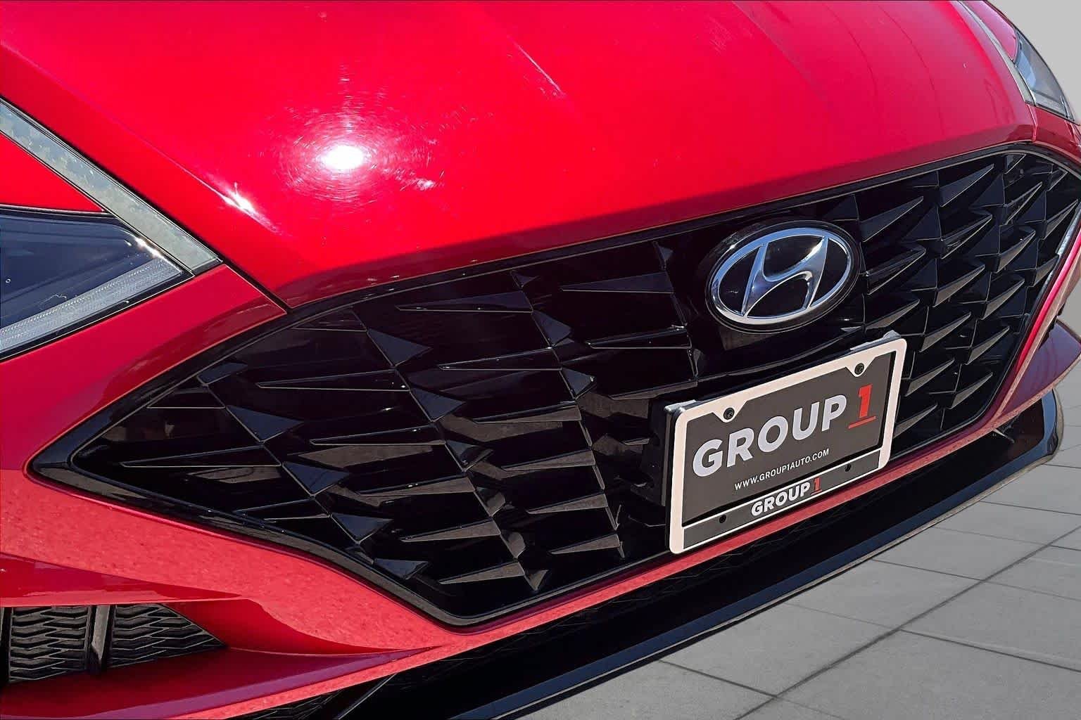 Used 2021 Calypso Red Hyundai SEL Plus image 29