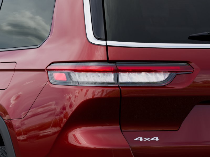New 2026 Velvet Red Pearl-Coat Exterior Paint Jeep Limited image 5