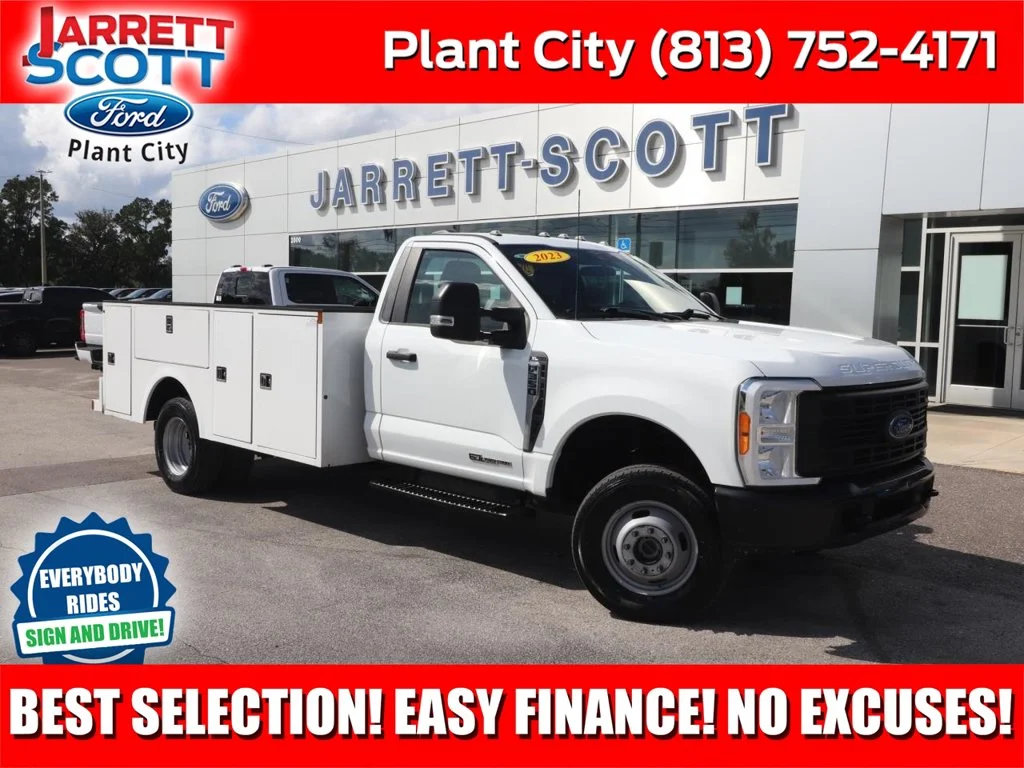 2023 Ford F-350 Super Duty Chassis Cab