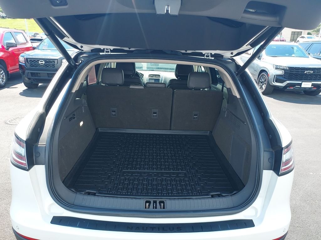 2020 Lincoln Nautilus Reserve - Photo 9