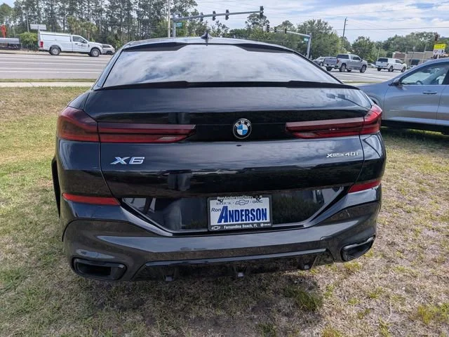 Used 2022 Carbon Black Me BMW xDrive40i image 4