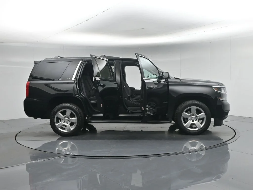Used 2016 Black Chevrolet LS image 36
