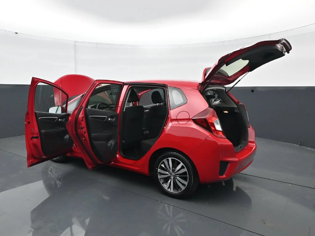 Used 2016  Honda 5D HATCHBACK EX AT image 29
