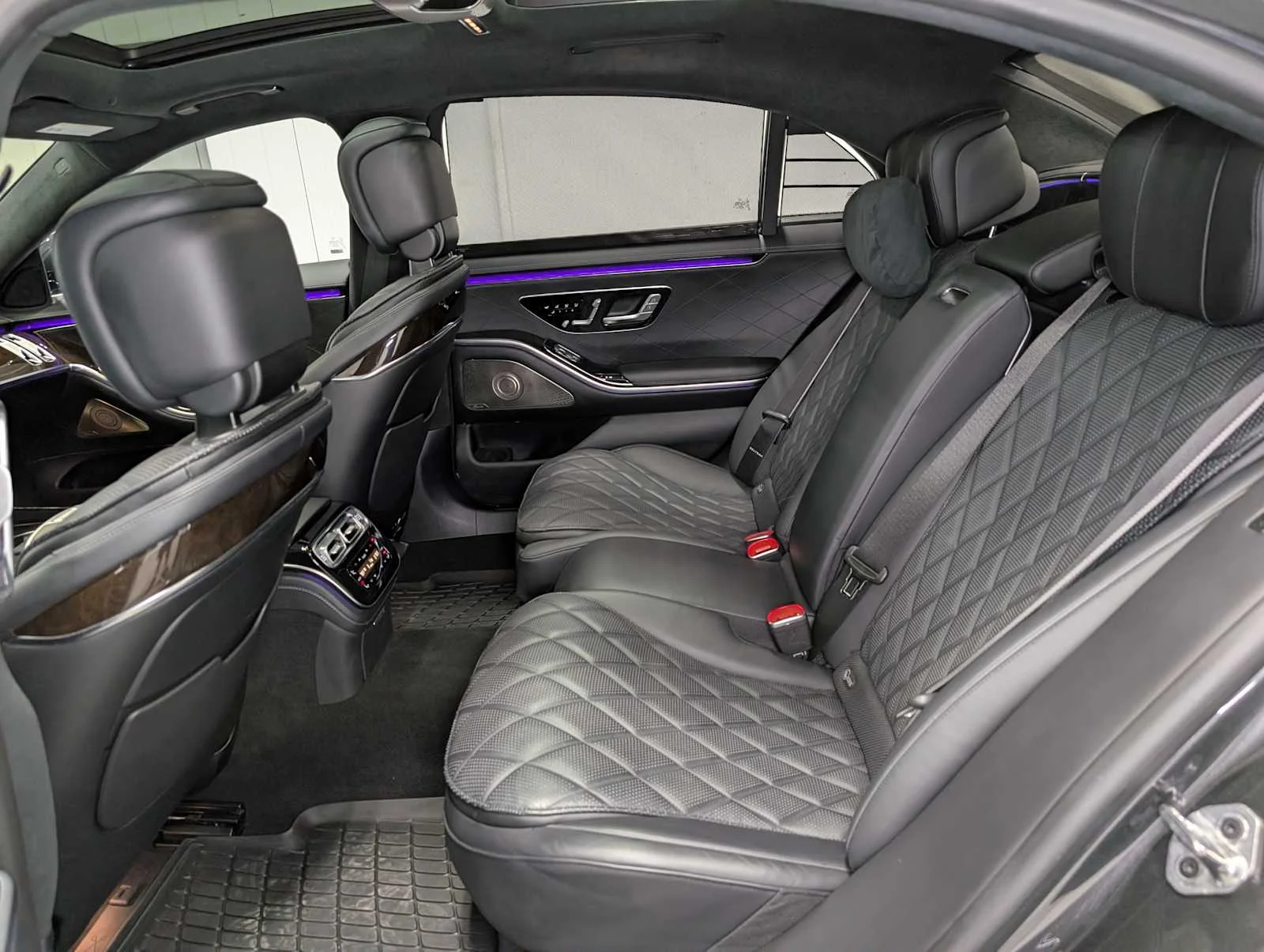 Used 2022 Graphite Grey Mercedes-Benz S 580 image 23