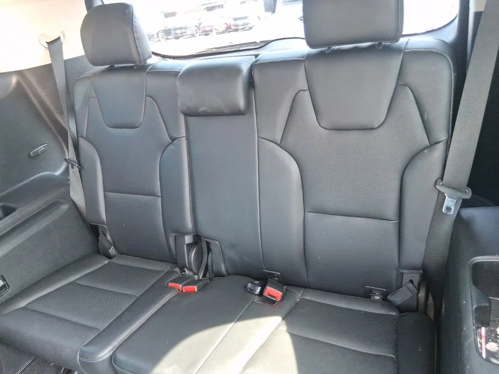 Used 2024 Silver Kia S image 16