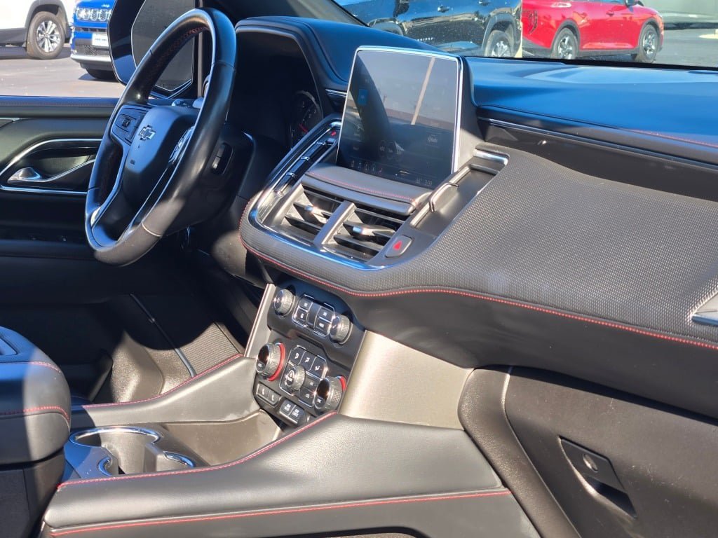 2021 Chevrolet Suburban RST - Photo 8