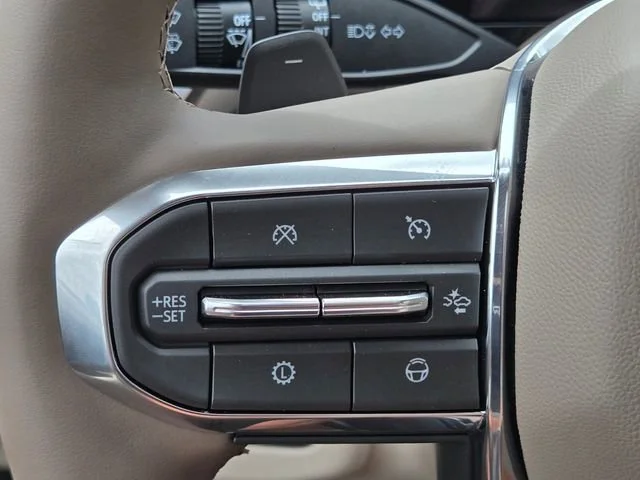 2026 GMC Yukon XL Denali - Photo 15