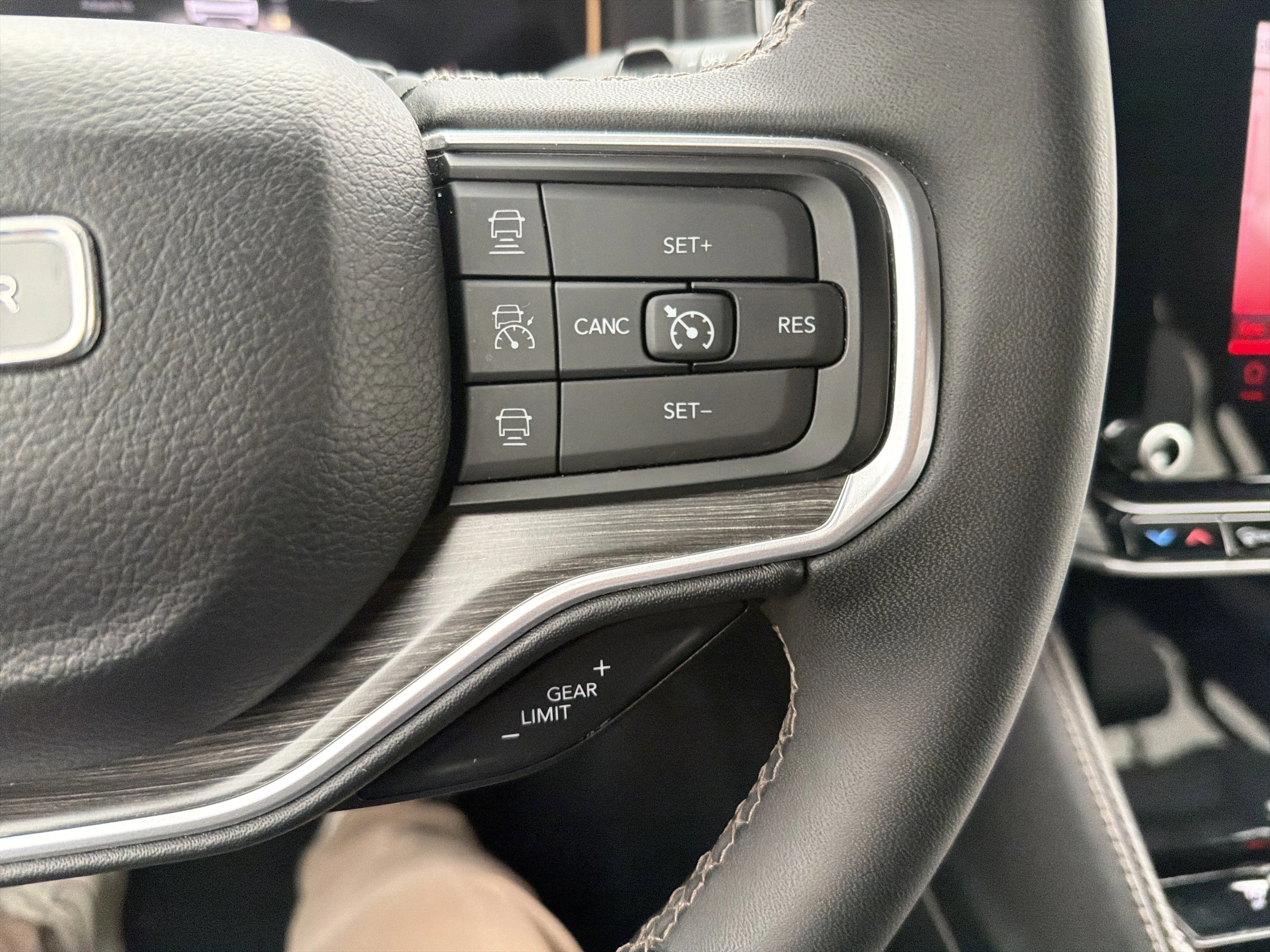 2024 Jeep Wagoneer Series III - Photo 29
