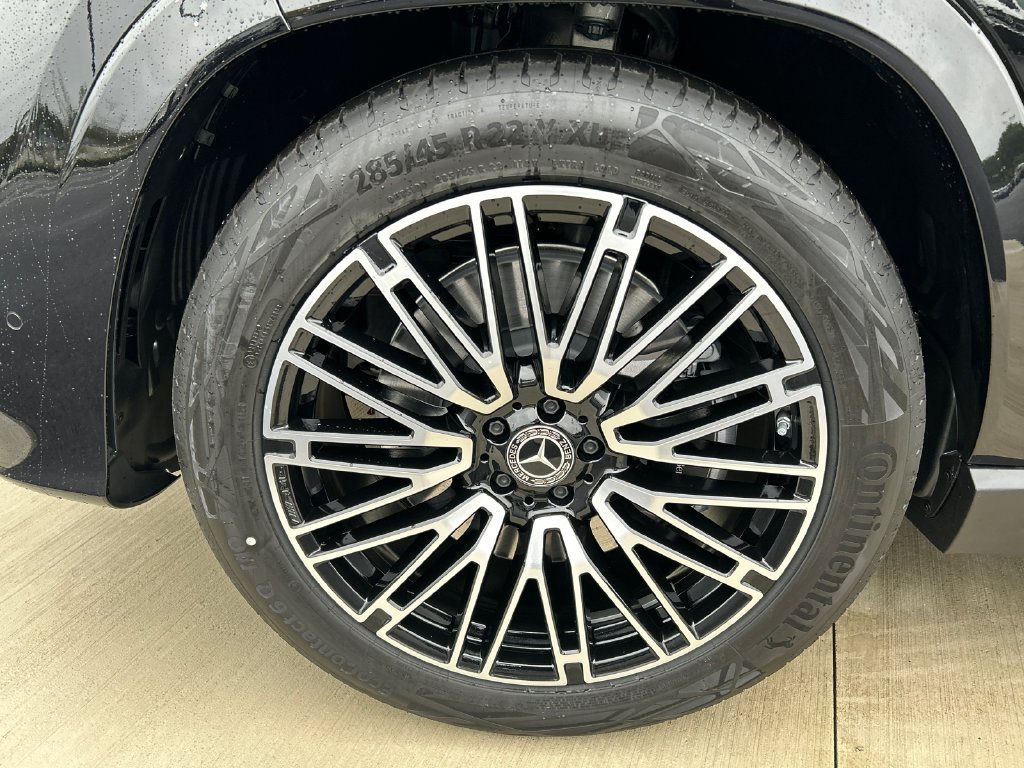 New 2027 Obsidian Black Metallic Mercedes-Benz GLS 450 image 35