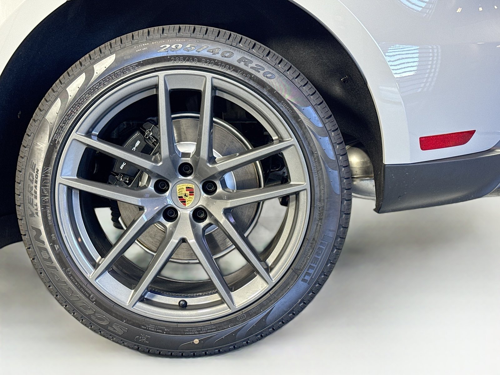 Used 2026 Chalk Porsche T image 24