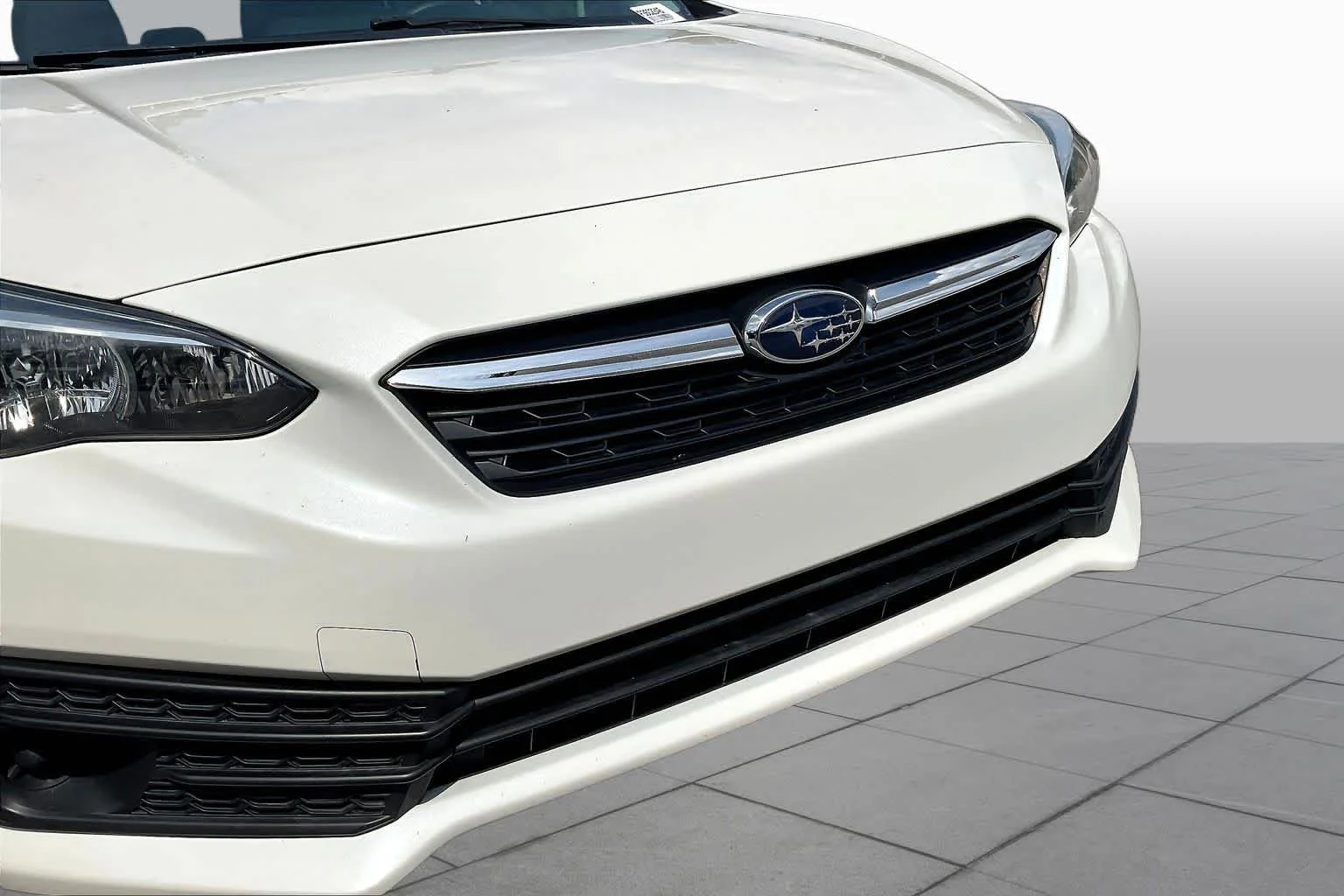 Used 2023 Crystal White Pearl Subaru  image 57