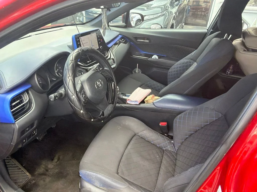 Used 2021 Red Toyota XLE image 7
