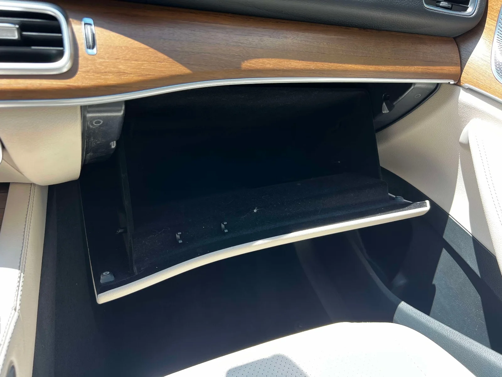 Certified Used 2023  Mercedes-Benz GLS 450 image 39
