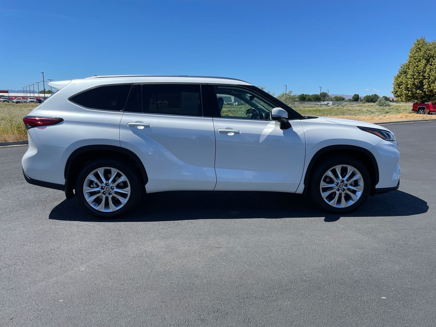 Used 2023 Beige Toyota Limited image 2