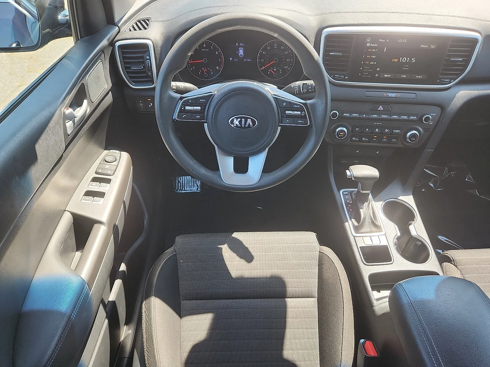 Used 2022 Pacific Blue Kia LX image 11