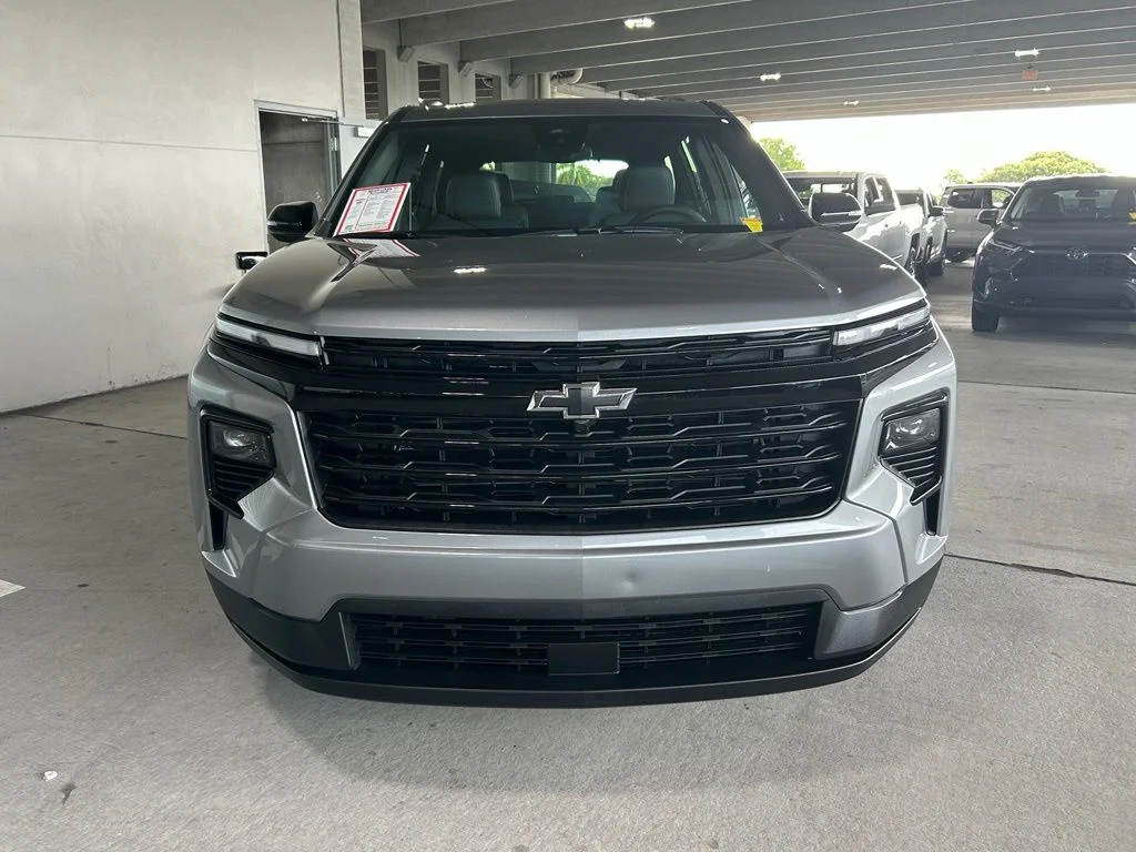Used 2026 Sterling Gray Metallic Chevrolet LT image 7