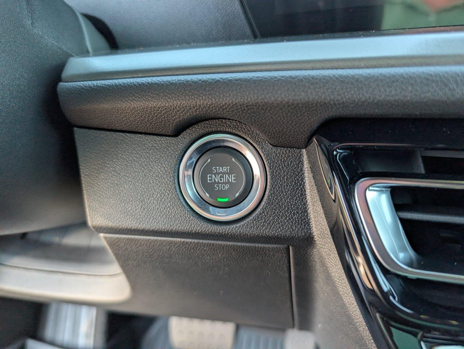 2027 Chevrolet Traverse LT - Photo 21