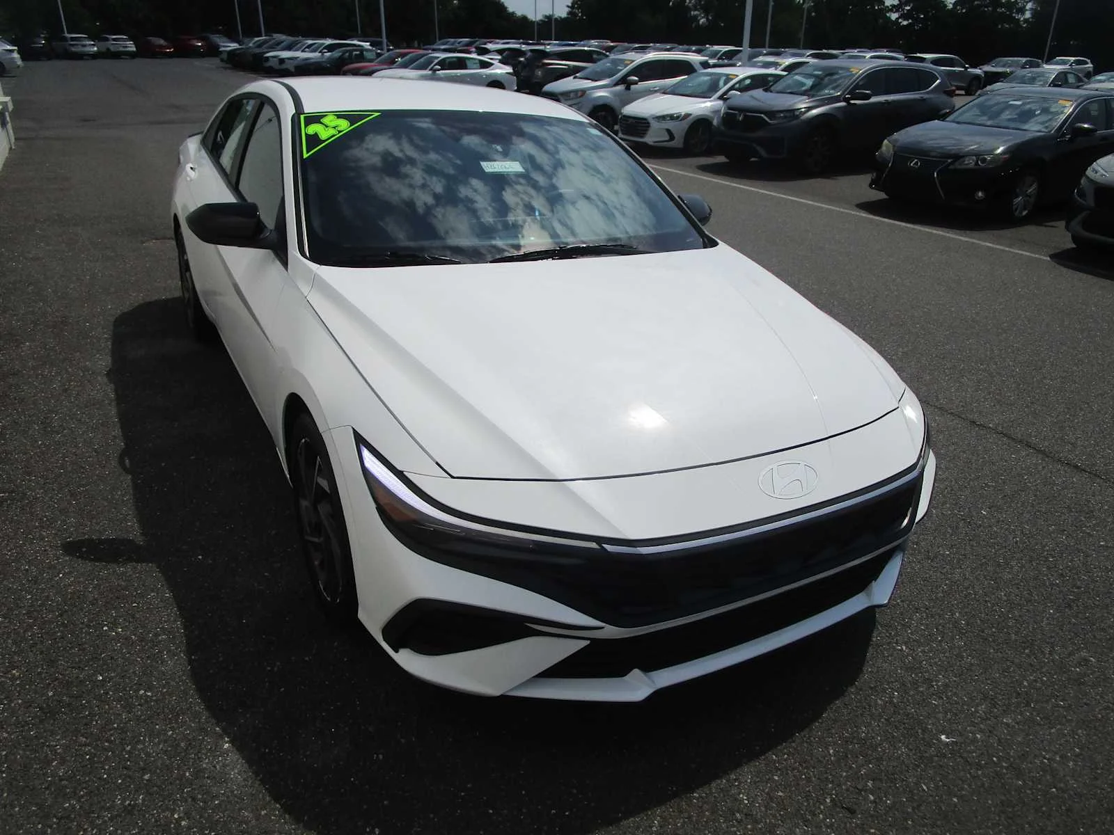 Used 2025 Serenity White Hyundai SEL Sport image 3