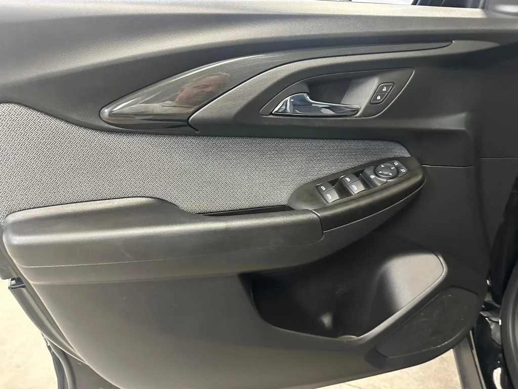2023 Chevrolet TrailBlazer LT - Photo 7