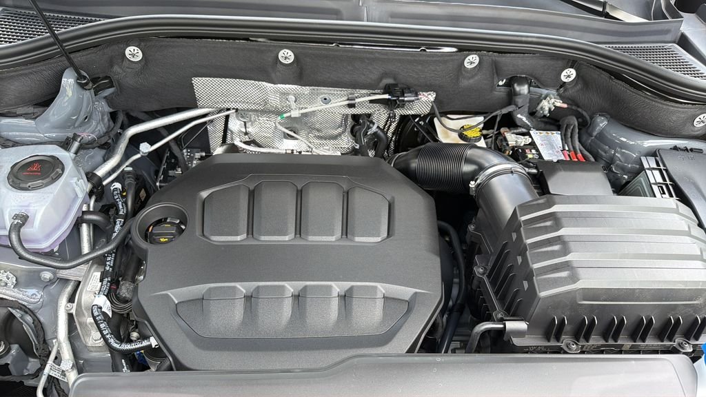 New 2026 Pure Gray Volkswagen 2.0T SE w/Technology image 27