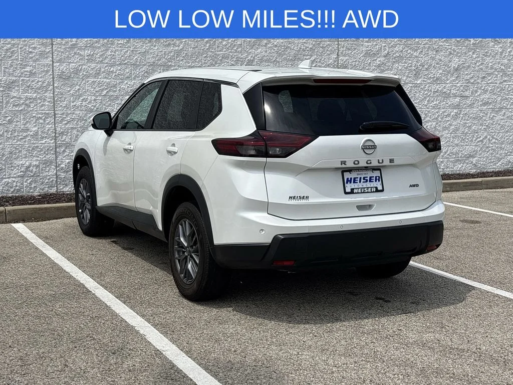 Used 2026 White Nissan SV image 11