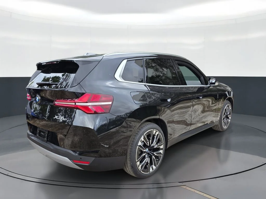 Used 2026 Black Sapphire Metallic BMW 30 xDrive image 3