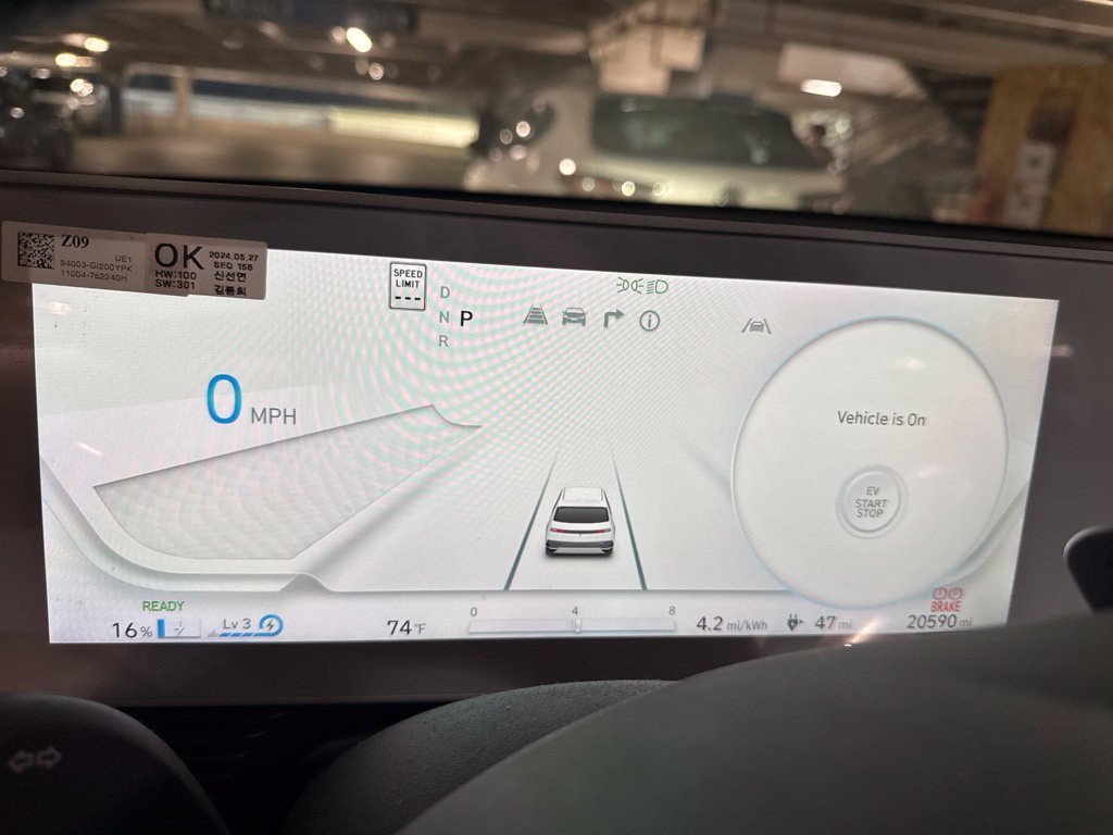 Certified Used 2024 Blue Hyundai SEL image 7