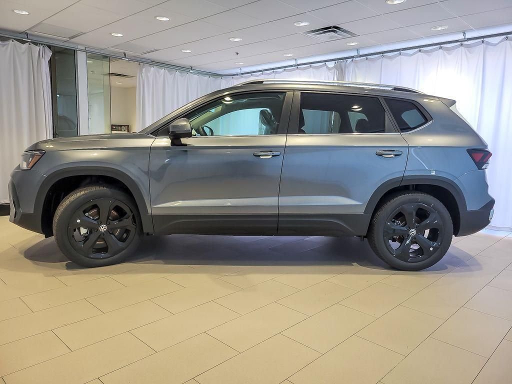 New 2026 Platinum Gray Metallic Volkswagen 1.5T SEL image 4