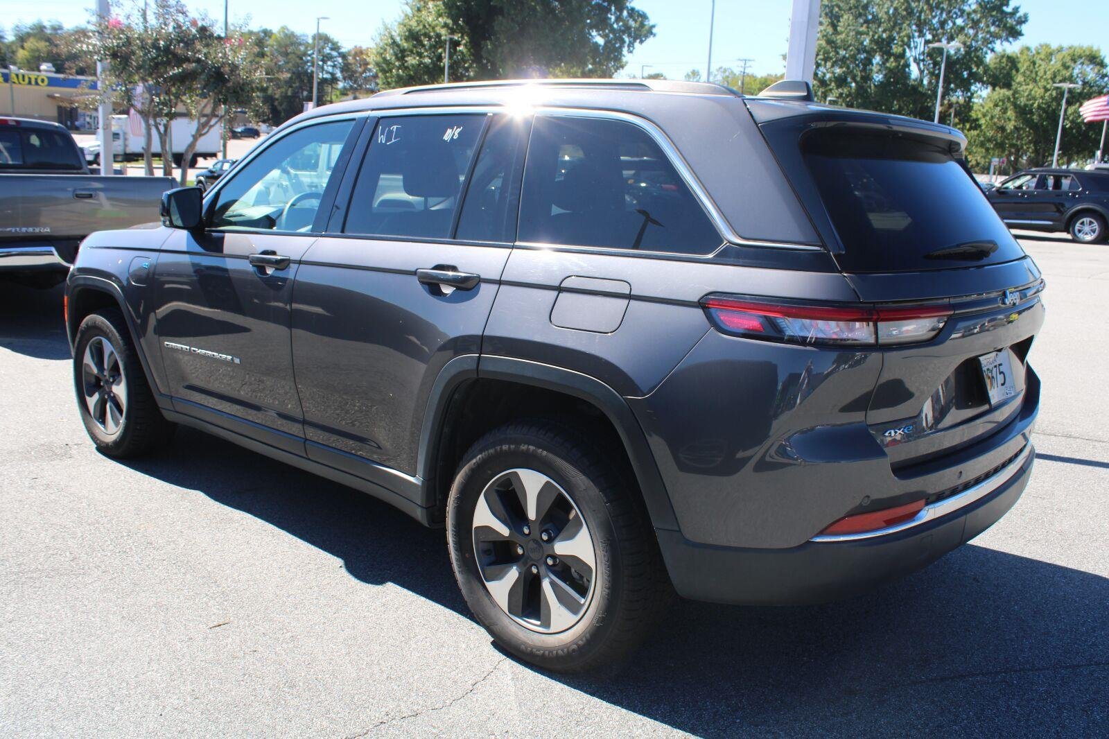 Used 2024 Baltic Gray Metallic Clearcoat Jeep 4xe image 7