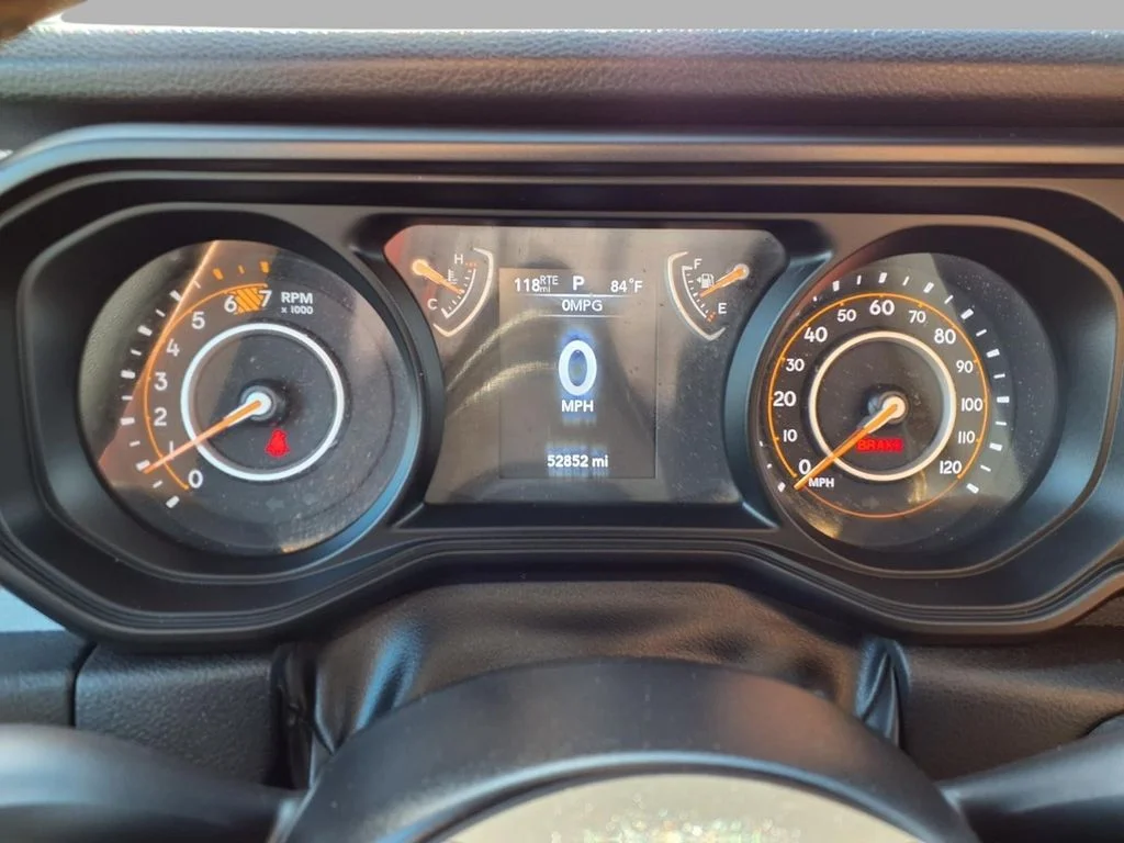 Used 2024 Gray Jeep Sport S image 16