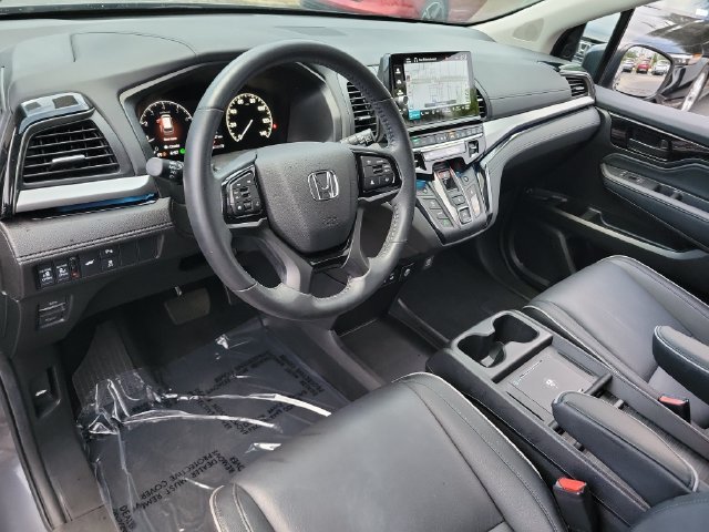 2025 Honda Odyssey Touring - Photo 16