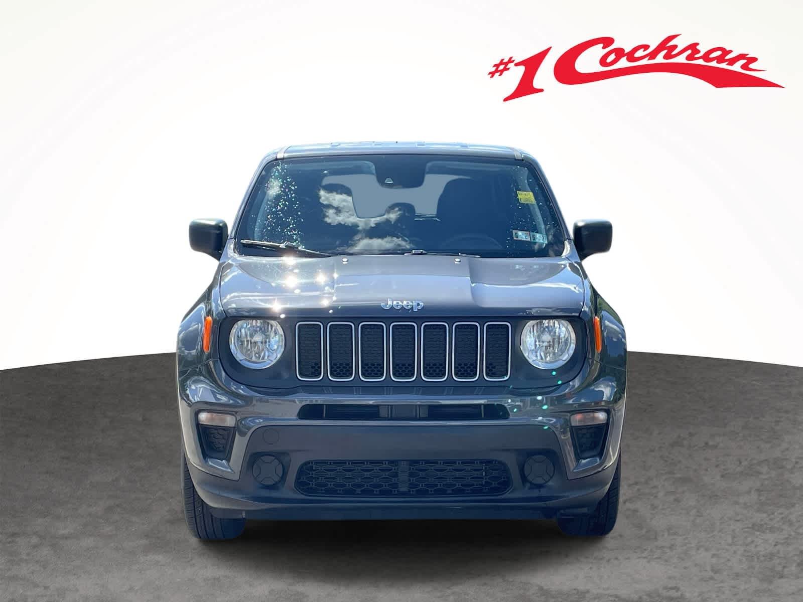 Used 2023 Gry/grey Jeep Latitude image 19