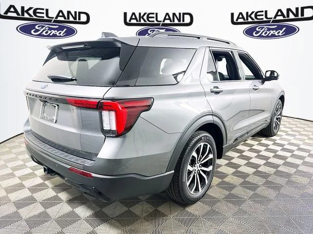 New 2026 Ford Explorer ST-Line