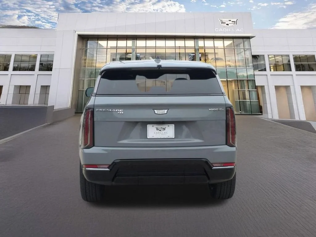 New 2026 Luna Metallic Cadillac Sport image 4