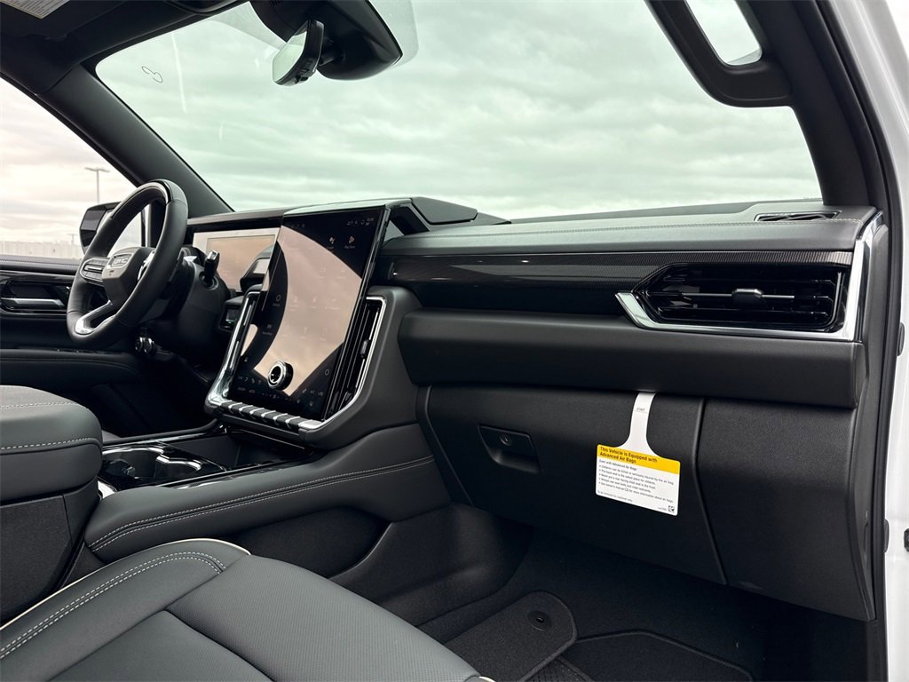 2026 GMC YUKON XL - Image 41