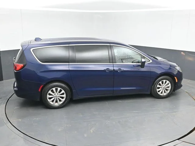 Used 2017 Blue Chrysler Touring image 41