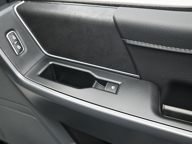New 2026 Black Ford XLT image 15