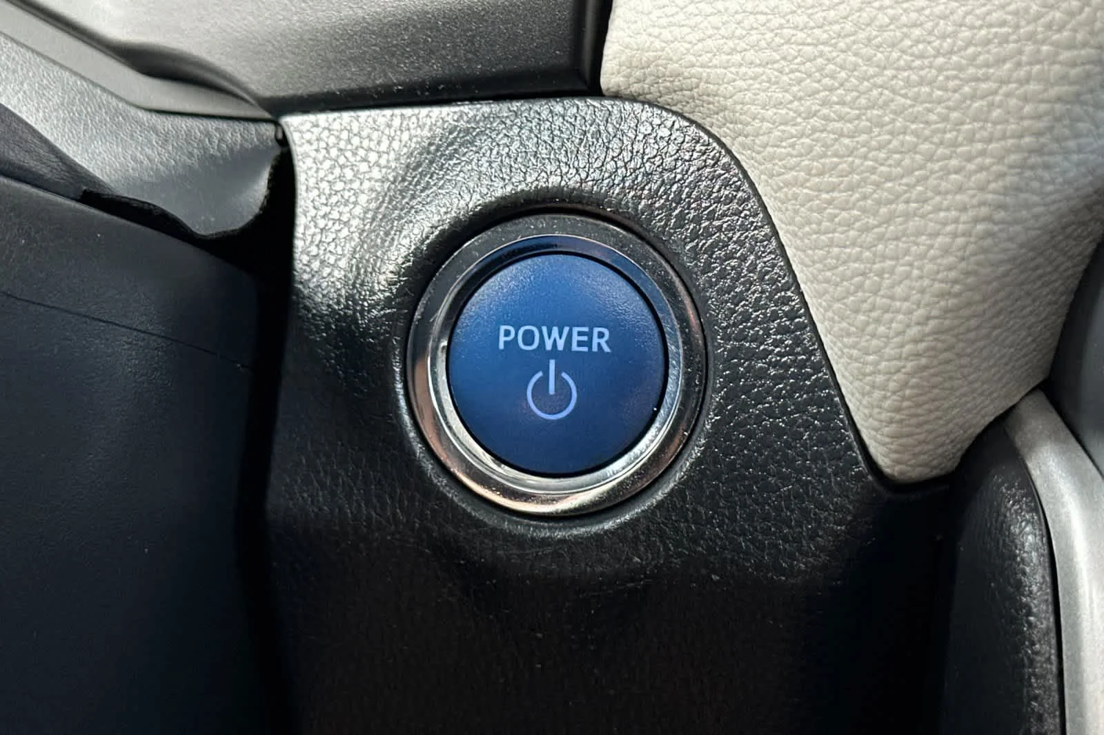 Used 2021 Magnetic Gray Metallic Toyota Hybrid XLE image 22